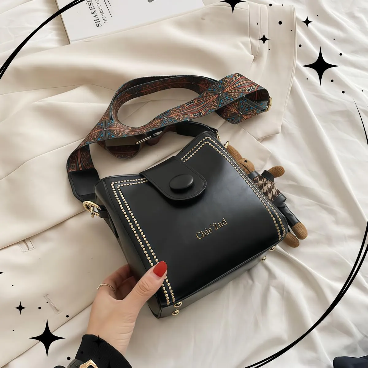 2025 New Bootara Bucket Bag for Women, Vintage Bunny Charm Bucket Bag, Waterproof Convertible Crossbody & Spacious Travel